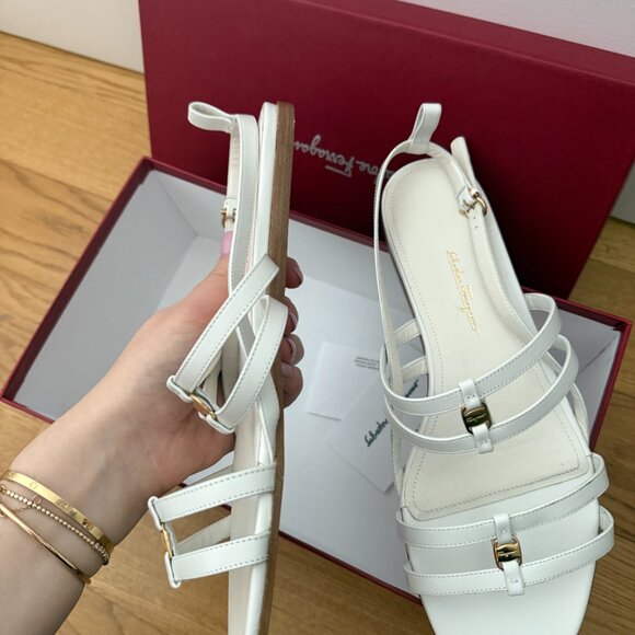 NWT Salvatore Ferragamo Cage Flat Sandals White Leather Strappy Open Toe Sz 10.5 - Picture 6 of 8